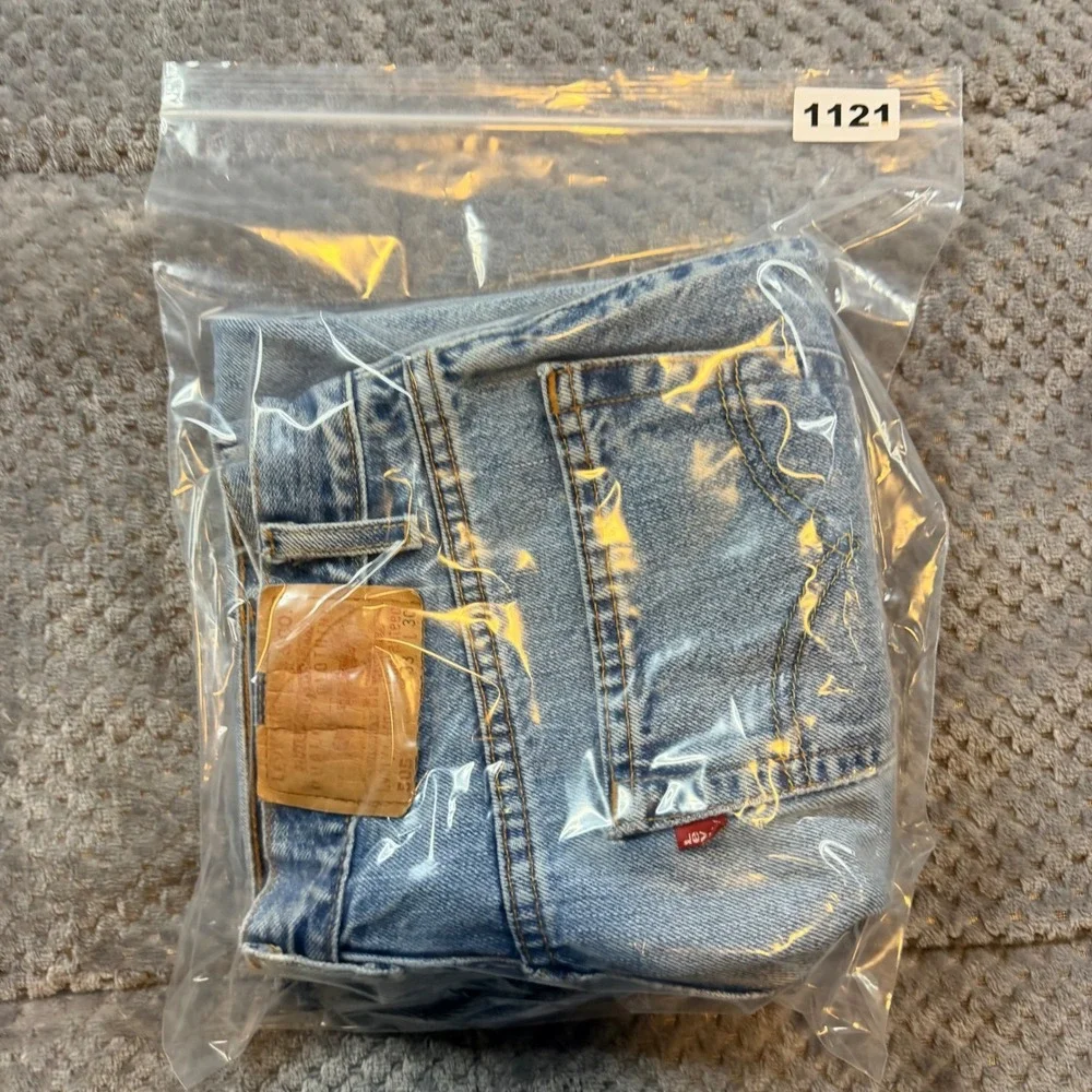 Levis 505 Mens Regular Fit Straight Leg Jeans Light Wash Blue 33x30 Denim Hemmed